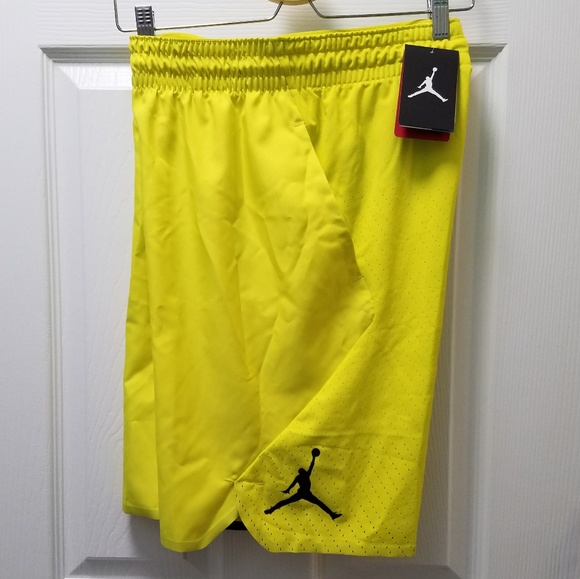 jordan ultimate flight shorts